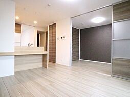 JR東海道・山陽本線 大久保駅 徒歩20分の賃貸アパート 2階2LDKのリビング/ダイニング