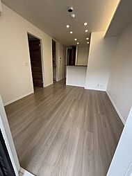 阪急神戸本線 岡本駅 徒歩3分の賃貸マンション 1階1LDKのリビング/ダイニング