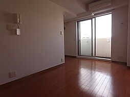 阪急伊丹線 新伊丹駅 徒歩2分の賃貸マンション 6階ワンルームのリビング/ダイニング