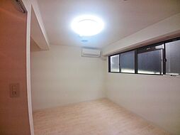 阪急神戸本線 王子公園駅 徒歩7分の賃貸マンション 1階ワンルームのリビング/ダイニング