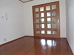 阪急神戸本線 西宮北口駅 徒歩7分の賃貸マンション 3階1DKのリビング/ダイニング