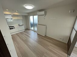 阪急神戸本線 王子公園駅 徒歩12分の賃貸アパート 3階1LDKのリビング/ダイニング