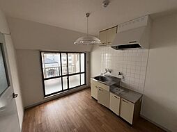 阪急神戸本線 春日野道駅 徒歩1分の賃貸マンション 5階1Kのリビング/ダイニング