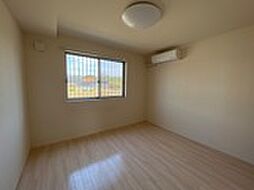 阪急伊丹線 伊丹駅 バス14分 西野下車 徒歩4分の賃貸アパート 2階2LDKのリビング/ダイニング