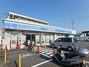ローソン　加茂2丁目店 628m