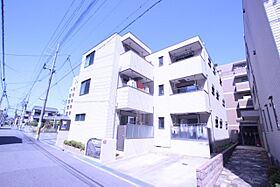 兵庫県尼崎市東園田町２丁目（賃貸マンション1LDK・3階・45.81㎡） その1