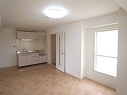 アヴェニール塚口 501 5階2DKのリビング/ダイニング