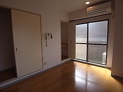 ベハークリッヒハイム 211 2階1Kのリビング/ダイニング