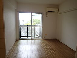 キューブ北武庫之荘II 303 3階ワンルームのリビング/ダイニング