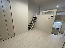 スカイフラット姫島 105 1階ワンルームのリビング/ダイニング