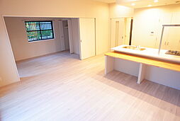 Ｌａ　Ｄｏｕｃｅｕｒ西宮北口 207 2階3LDKのリビング/ダイニング