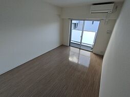 ＳＥＡ　ＳＩＤＥ　ＰＡＬＡＣＥ　ＫＯＢＥ 307 3階1Kのリビング/ダイニング