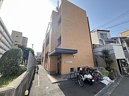 2 / 8