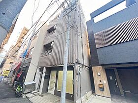 サンフラット  ｜ 大阪府大阪市西成区玉出東２丁目（賃貸マンション1R・4階・20.00㎡） その1