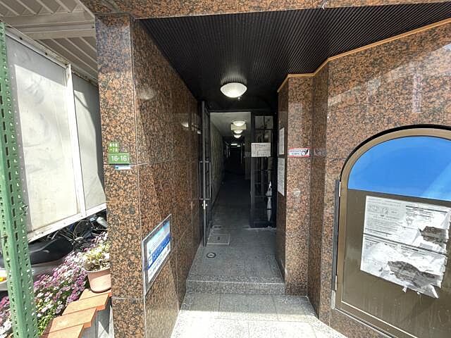エントランス