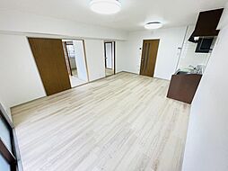 デュエム福島 5階3LDKのリビング/ダイニング