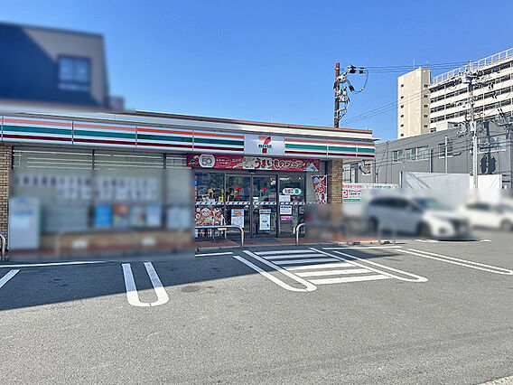 セブンイレブン...