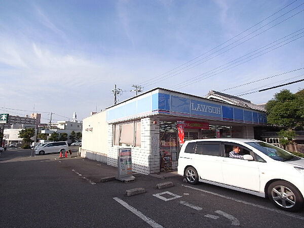 画像16:ローソン 神戸学院大学正門前店（432m）