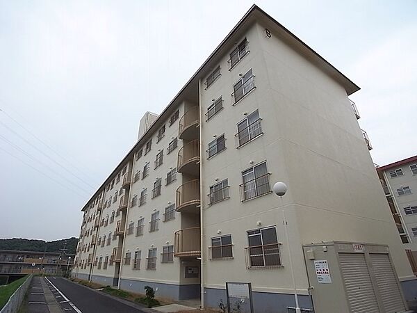 メゾン北鈴 ｜兵庫県神戸市北区甲栄台１丁目(賃貸マンション2LDK・3階・57.16㎡)の写真 その1