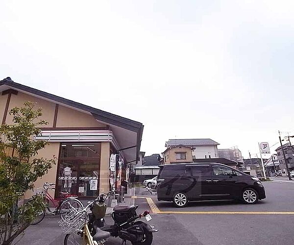 セブンイレブン京都岩倉幡枝店まで239m 駐車場完備です。