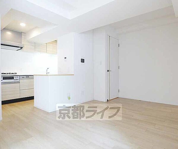プレミスト京都六角通堂之前町