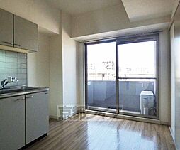 京都市営烏丸線 今出川駅 徒歩9分の賃貸マンション 4階1DKのリビング/ダイニング