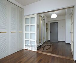 京阪本線 神宮丸太町駅 徒歩9分の賃貸マンション 4階2Kのリビング/ダイニング