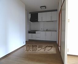 京都市営烏丸線 今出川駅 徒歩10分の賃貸マンション 2階3LDKのリビング/ダイニング