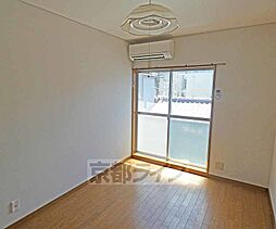 ヴィラベルエポック 3階ワンルームのリビング/ダイニング