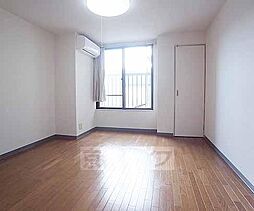 ヴィラ六基 3階1Kのリビング/ダイニング