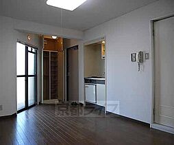 デトムワン京大前 4階1Kのリビング/ダイニング