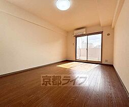 京都市営烏丸線 今出川駅 徒歩10分の賃貸マンション 4階1Kのリビング/ダイニング