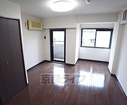 リバティ東大路 2階1Kのリビング/ダイニング