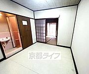 明るいダイニング
