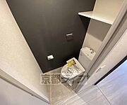 コンパクトなトイレです。