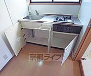 便利なキッチン収納です。