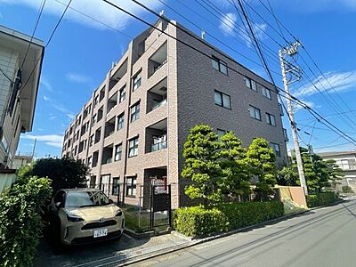 外観：北大宮駅徒歩8分、大宮駅は徒歩16分。駅近に住めば、家族そろった朝食タイムがさらに楽しく。 