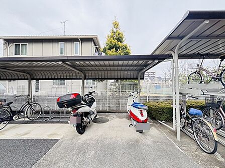 バイク置き場