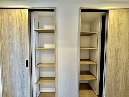 全居室はもちろん、共用スペース収納もあり、すっきり片づけて広く使えます。