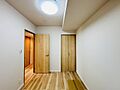 この部屋だれの...