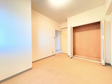 この部屋だれの部屋にしようかな、なんて会話を現地で楽しんでください。