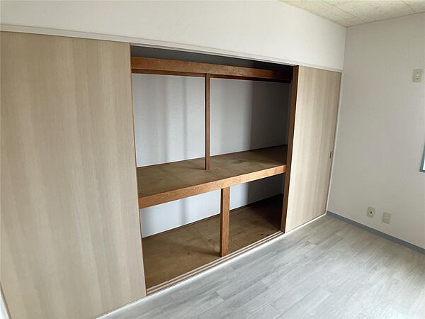 apartment 福島県福島市松山町
松山町の賃貸情報を見る
物件地図