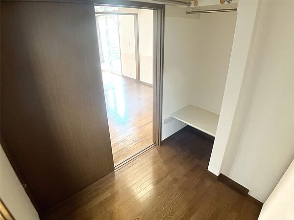 detached 福島県伊達市一本杉

地図を見る