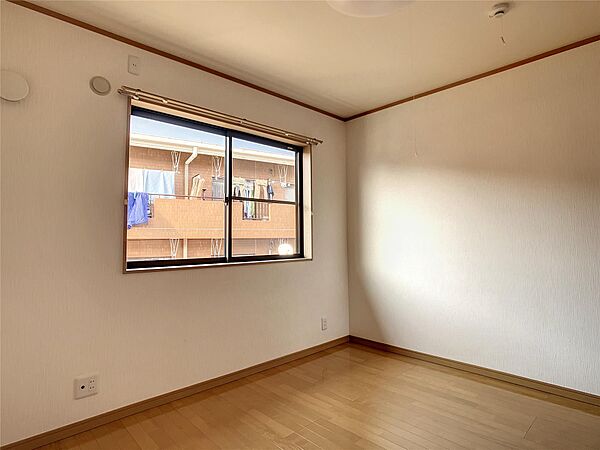 apartment 福島県伊達市川原町
川原町の賃貸情報を見る
物件地図