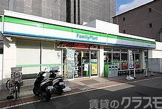 画像17:ファミリーマート 加島駅東口店 240m