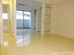 Mid Court 新大阪 2階1LDKのリビング/ダイニング