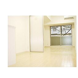 アーバネス淀川 8階1DKのリビング/ダイニング