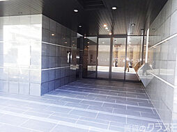 マンションエントランスはこちらです♪