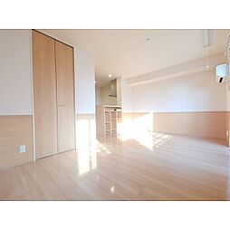 ルミエール 202 2階1LDKのリビング/ダイニング