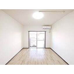 ルーブルマンション 402 4階1Kのリビング/ダイニング